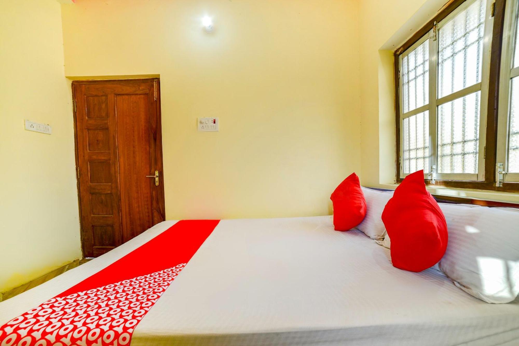 Oyo Flagship Ashoka Guest House Bihta Eksteriør billede
